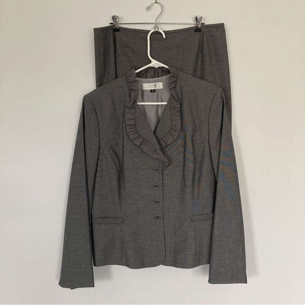 Tahari Gray Pinstripe Suit | Blazer & Skirt